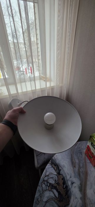 Светильник новый