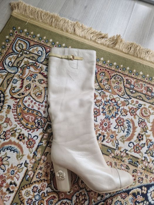 Женские сапоги..