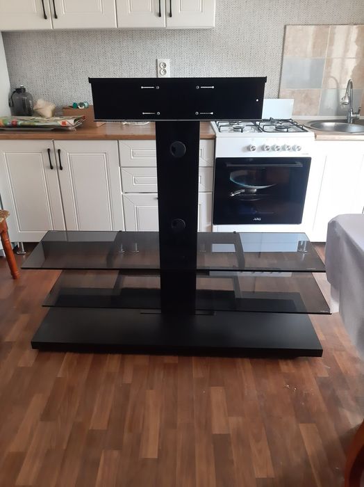 Подставка под телевизор