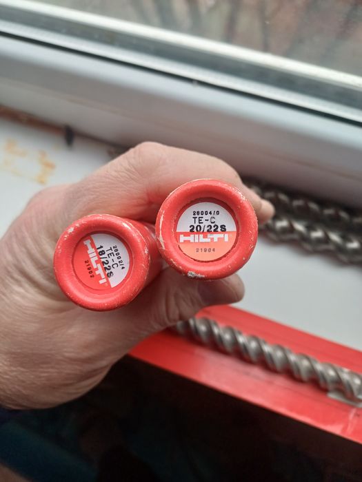 Продам буры HILTI
