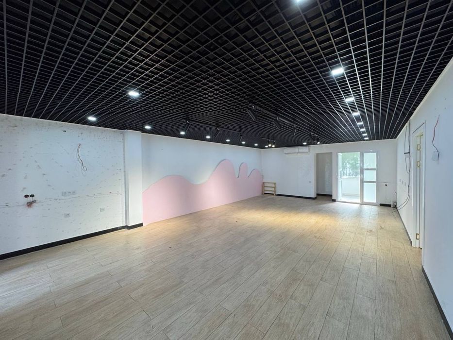 Ц-1 | Эко парк - Продается нежилое помещение вдоль дороги 110м2