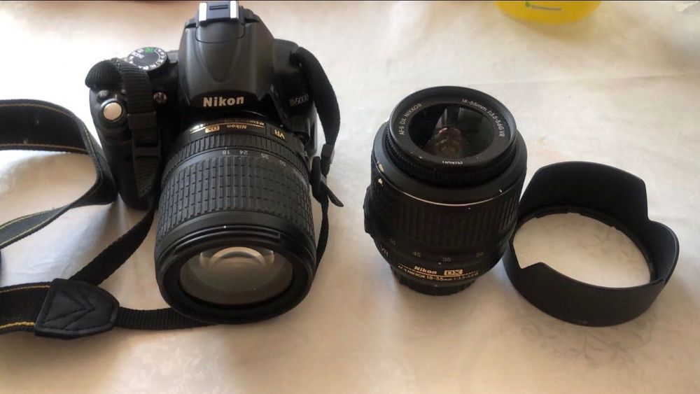 Nikon D5000 с 2 объективами и сумкой-чехлом