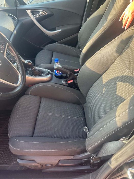 Opel Astra J 2011 1.3 CDTI