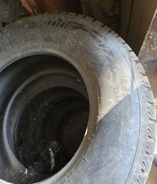 Зимние шины Bridgestone