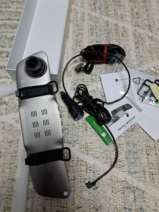 Camera auto Navitel MR250 NV full hd
