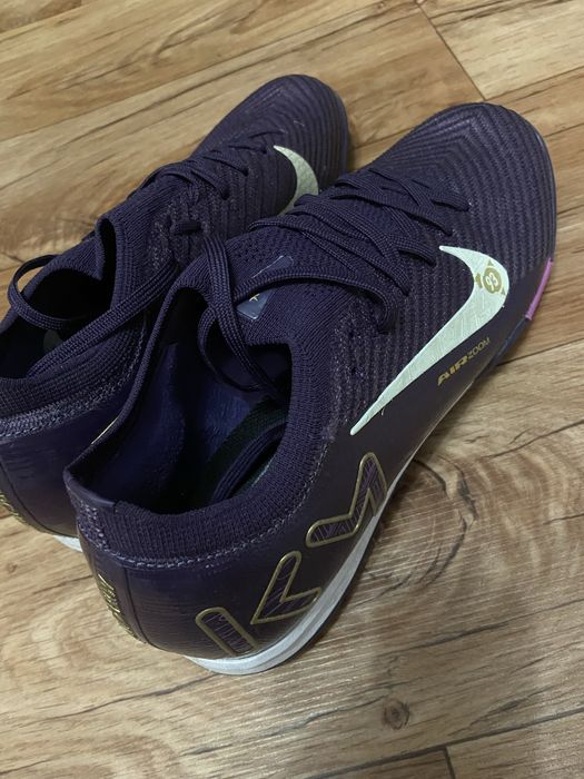 Продам бутсы для мальчика