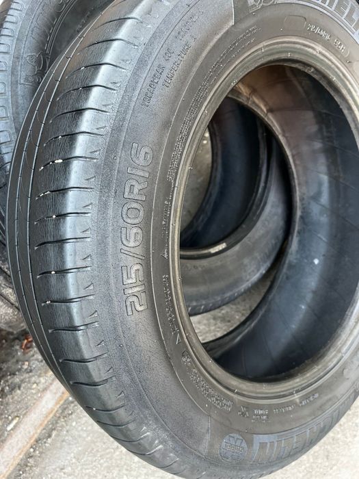Продам комплект резины на 16