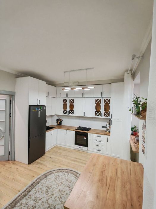Продается 6ти ком квартира, ЖК Parisien, ор-р: ул. Мукими, 150м²
