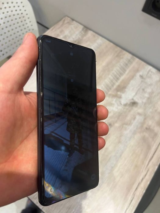 Telefon ediyal mudat yuq pul zarur