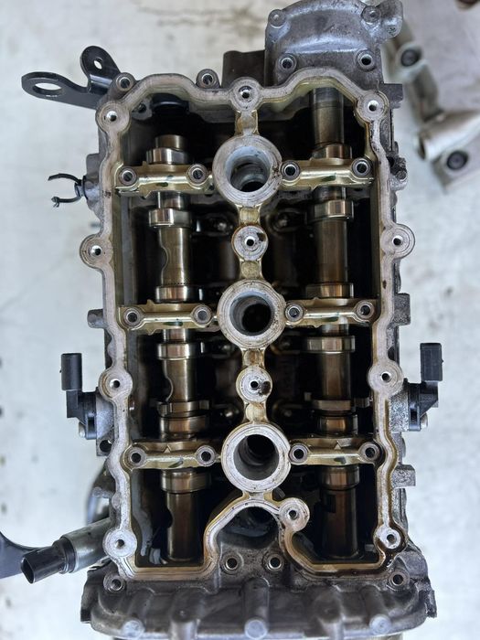 Дясна глава Audi 3.2FSI