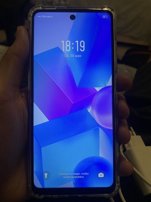продам телефон Infinix hot 40