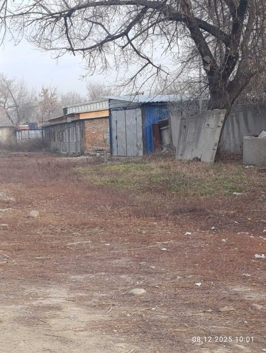 Участок 0,88 га в черте города