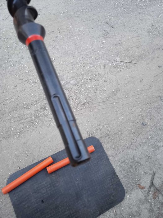 Продавам свредла оригинални нови