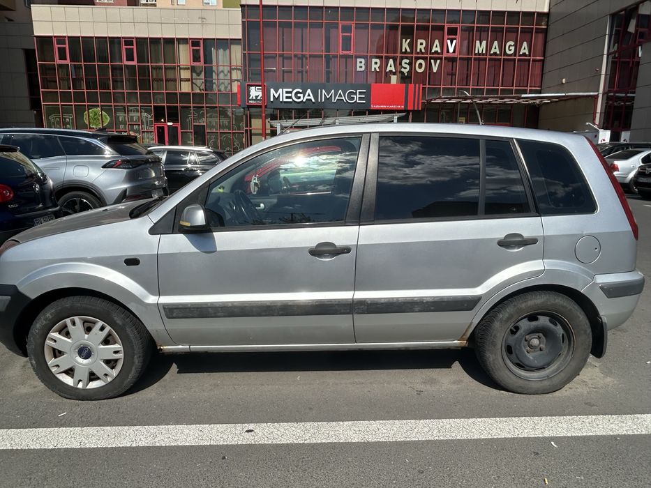 FORD Fusion 2006 — imagine 3
