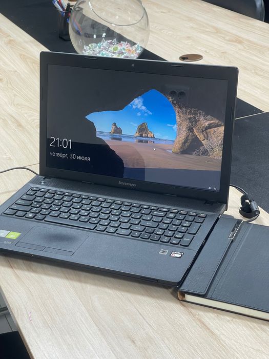 Lenovo Noutbuk sotiladi