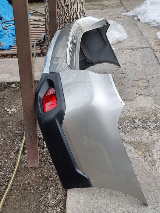 Бампер задний         на Subaru Outback BS