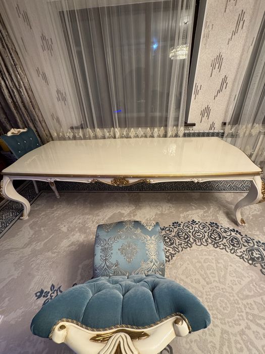 Стол со стулями 8 шт