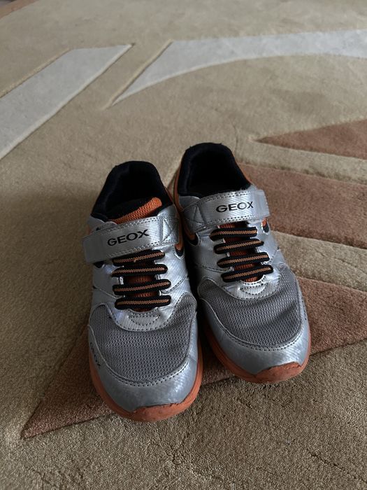 Geox кроссовки 35 размер