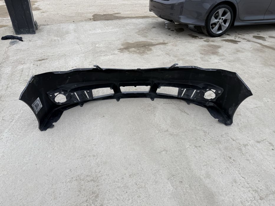 Бампер передний Камри 50 SE американец