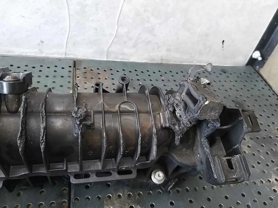 Galerie admisie cu clapete si motoras 2.0 d bmw seria 5 f10 f11 525 7807991 8514771 8506406 857079101 10213510