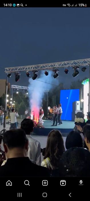 Ochilish marosimi konsert shou svetamuzika sahna oformleniya