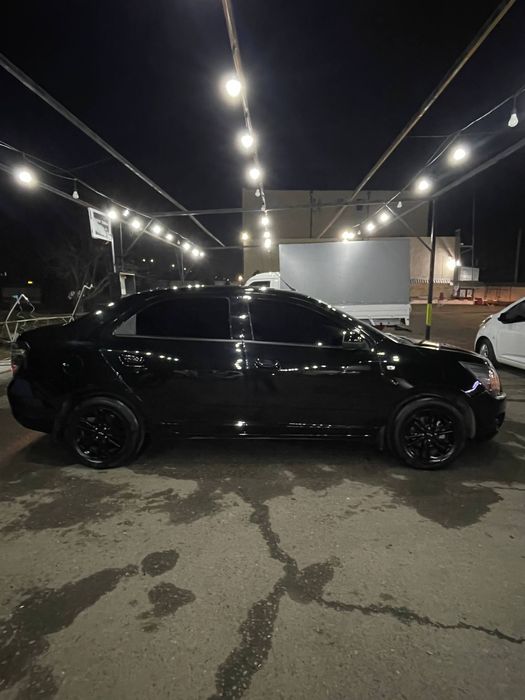 Cobalt midnight 2025 probegi 38.000. Kraska toza