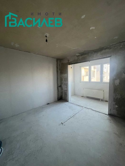 Продава се Тристаен апартамент в София, Център - 75 кв.м за 1694 €/кв.м - Снимка #1