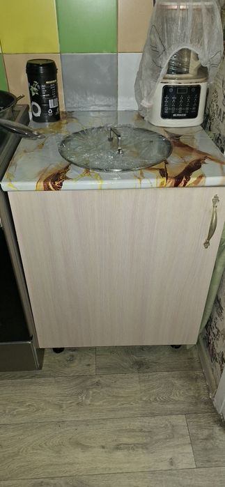Кухня мебель бу срочно
