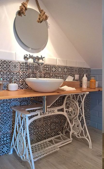 Дизайнерска мивка от ретро шевна машина Singer