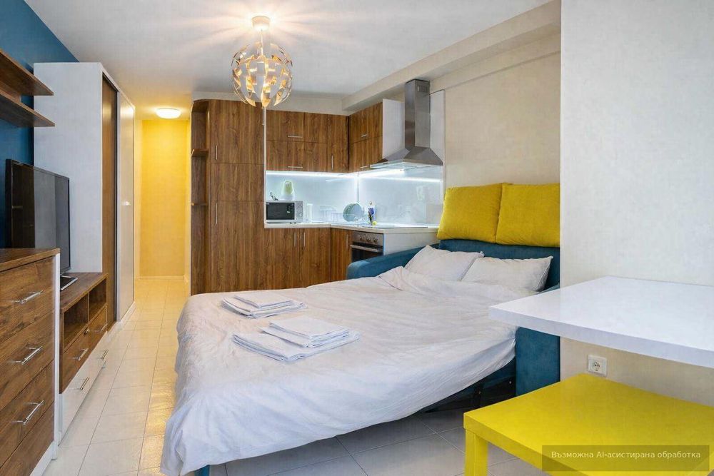 Дава се под наем Едностаен апартамент в Варна, Център - 50 кв.м за 398.82 € - Снимка #1