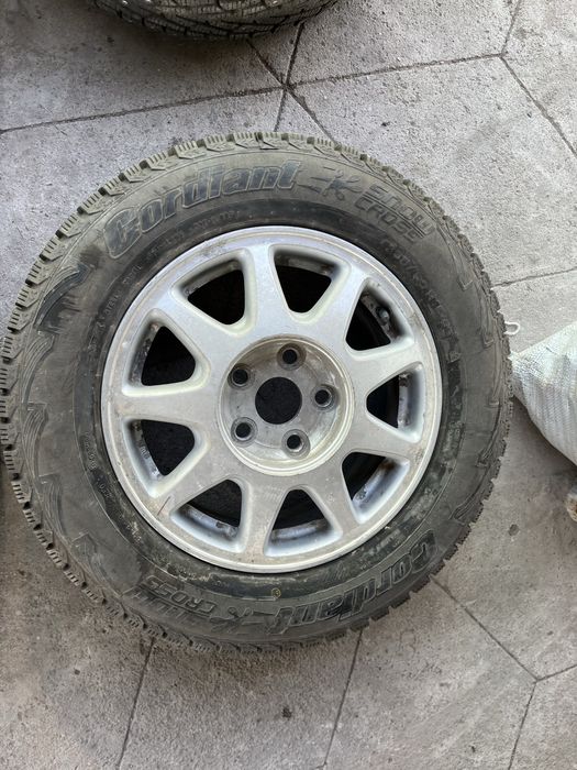 Шины с дисками шипованые зима 205/65/15