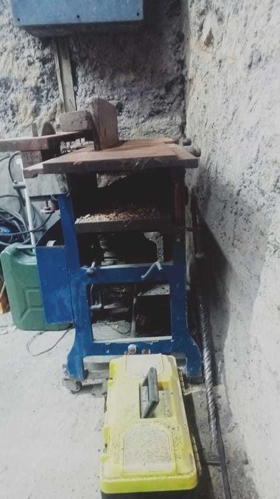 Продам 2 станка (циркулярный и фрезерный)