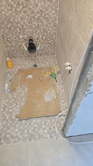 Предлага вътрешни ремонти