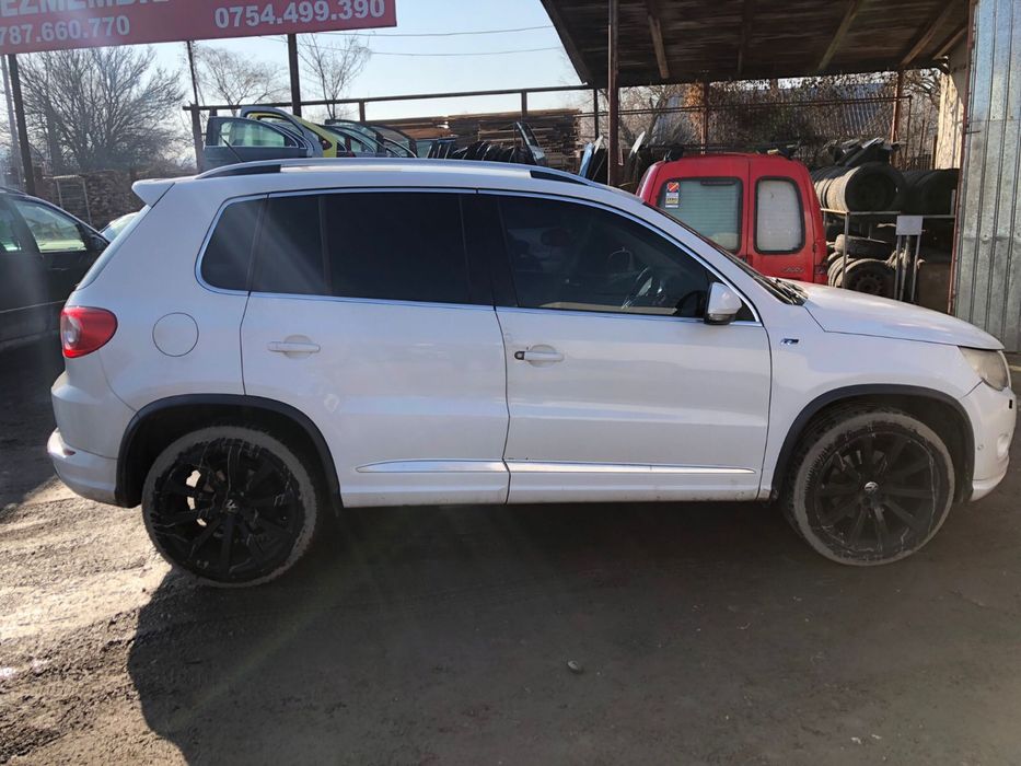 Pieae din dezmembrari VW Tiguan R-Line 2.0 CFGB, 4X4, alb
