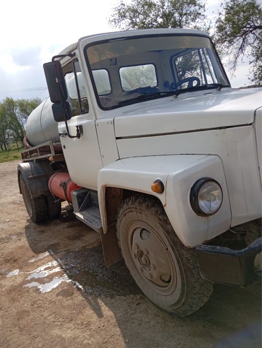 Продается ГАЗ-3307