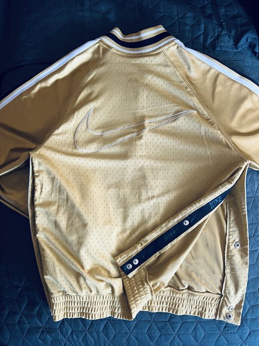 Златисто горнище Nike XS