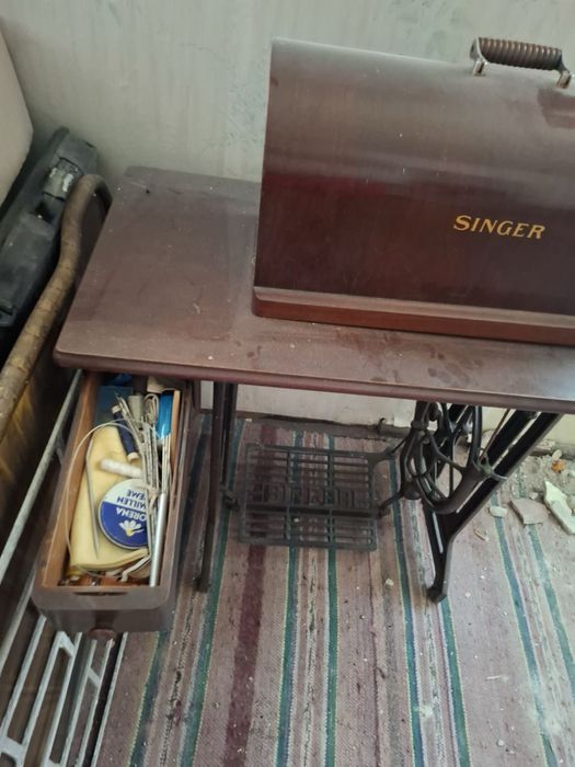 Шевна машина Singer