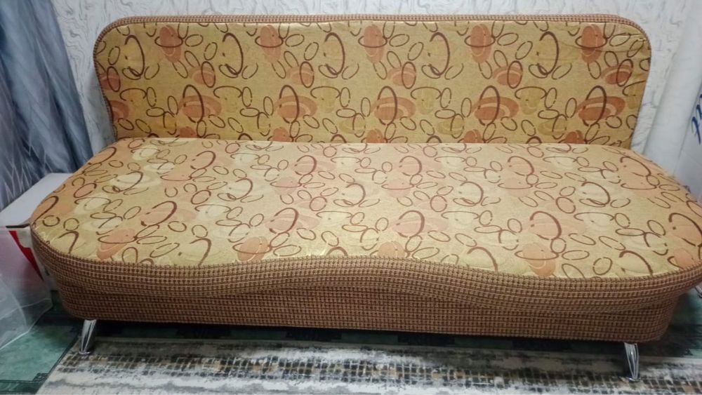 Продам диван раздвижной