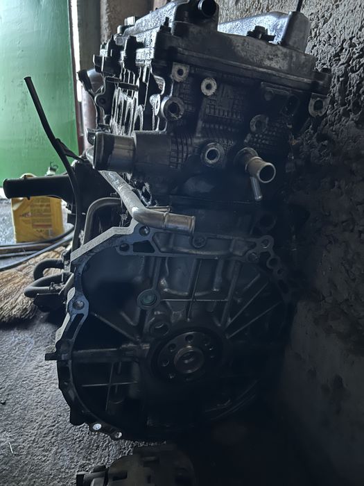 Галовка 2.4 тайота