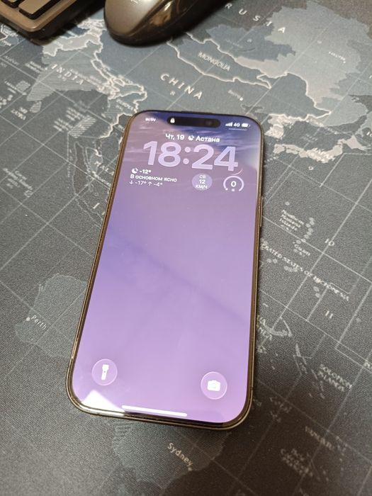 iPhone 17 black на 256 гб