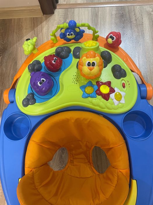 Chicco Walky Talky- бебешка проходилка