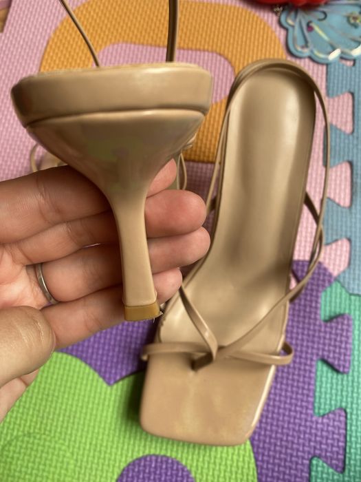 Sandale toc bej elegante 38