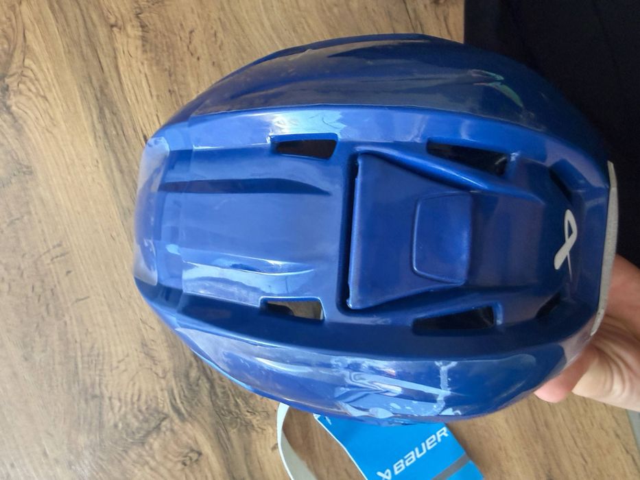 Хоккейный шлем bauer