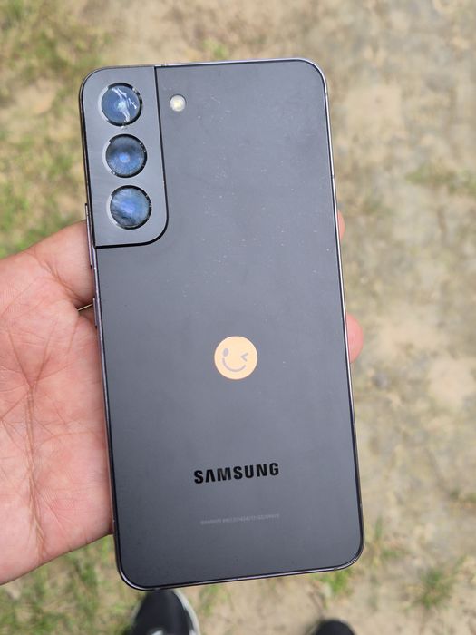 Samsung S22. 5G  8/256gb