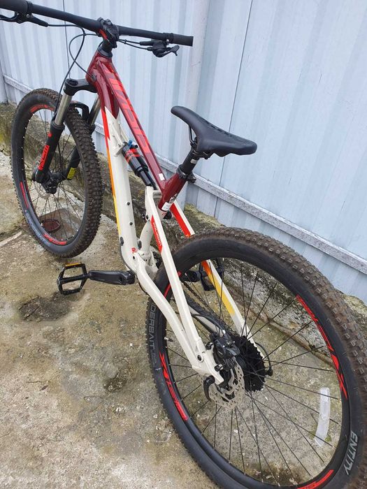 Bicicleta Polygon MTB Full Suspension Siskiu D5