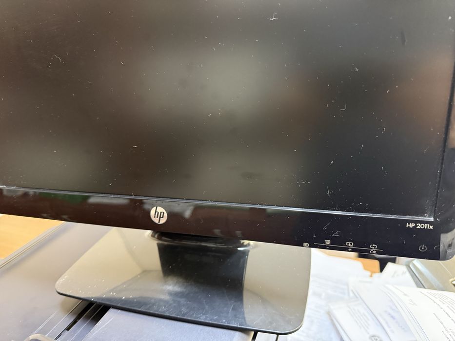 Монитор HP 2011x