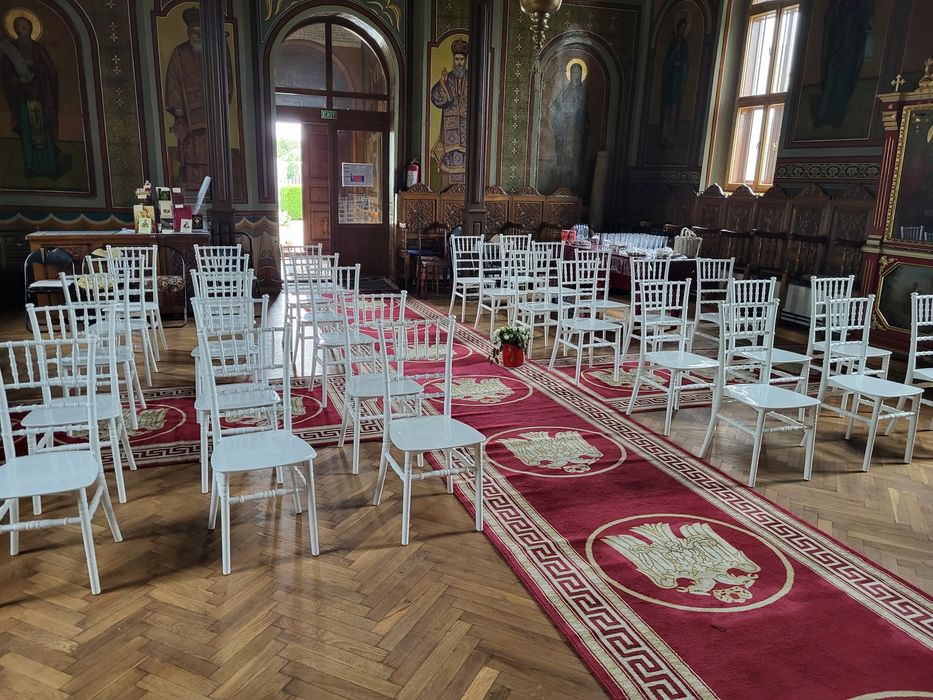 Scaune chiavari/Scaune albe/ Inchiriez Scaune