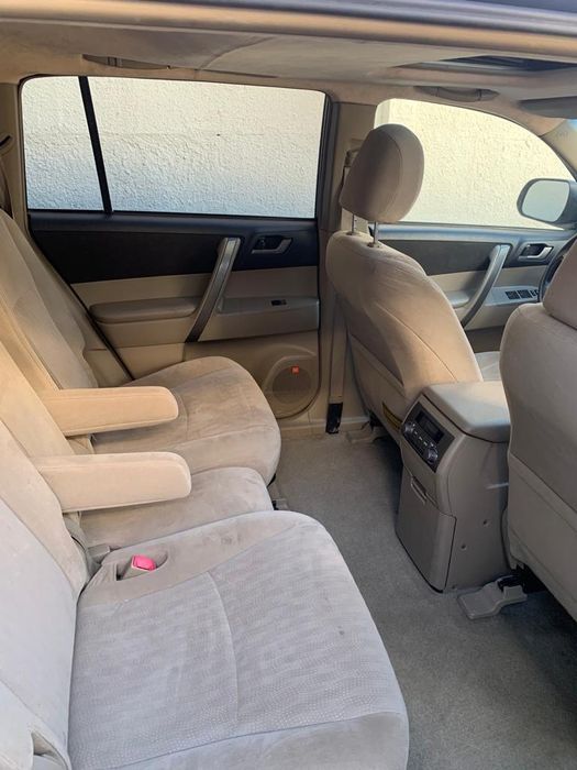 Proprietar vând Toyota Highlander