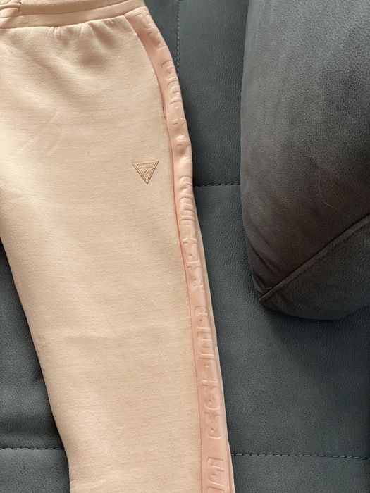 GUESS екип дълъг