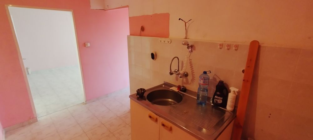 Продава се Едностаен апартамент в Перник, Ладовица - 46 кв.м за 1220 €/кв.м - Снимка #6